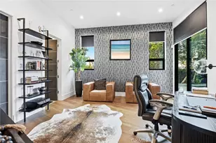 17917 Valley Vista Blvd, Encino, CA 91316 - Photo 14
