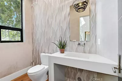 17917 Valley Vista Boulevard, Encino, CA 91316 - Photo 18