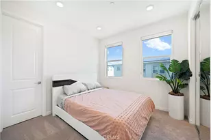 27586 Manzanita Wy, Valencia, CA 91381 - Photo 20