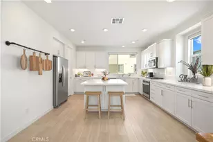 27586 Manzanita Wy, Valencia, CA 91381 - Photo 12