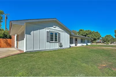 340 W Caroline Street, Ontario, CA 91762 - Photo 2