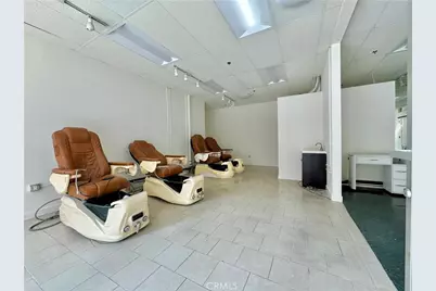 312 W 5th #R114, Los Angeles, CA 90013 - Photo 2