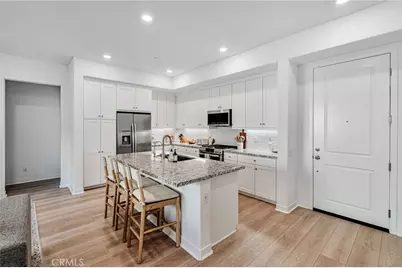 26958 Sandbar Willow Pl #205, Valencia, CA 91355 - Photo 4