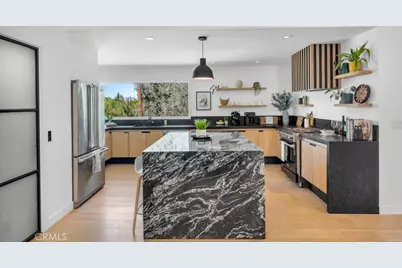 5200 Don Pio, Woodland Hills, CA 91364 - Photo 18