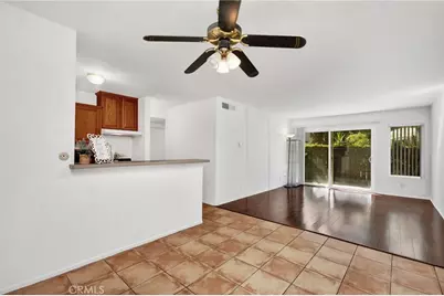 18645 Hatteras Street #184, Tarzana, CA 91356 - Photo 4