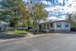21216 Blue Curl Way, Canyon Country, CA 91351 - Photo 2