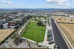 27366 Snow Crk Pl, Valencia, CA 91381 - Photo 58