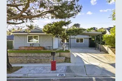27215 Barada Avenue, Saugus, CA 91350 - Photo 1