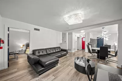 27215 Barada Avenue, Saugus, CA 91350 - Photo 16