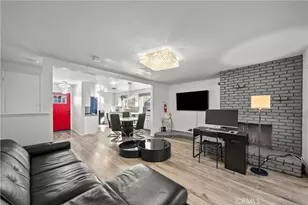 27215 Barada Ave, Saugus, CA 91350 - Photo 10