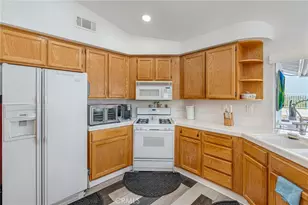 29484 Mariners, Lake Elsinore, CA 92530 - Photo 12