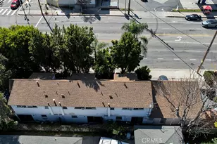 11667 Burbank, North Hollywood, CA 91601 - Photo 36