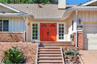 12441 Daryl Avenue, Granada Hills, CA 91344 - Photo 2