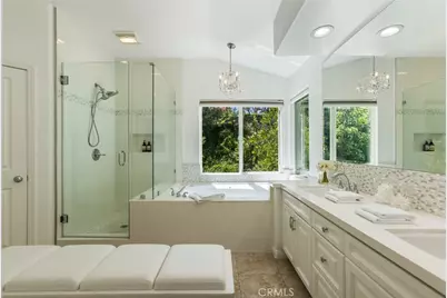 5985 Vista De La Luz, Woodland Hills, CA 91367 - Photo 22