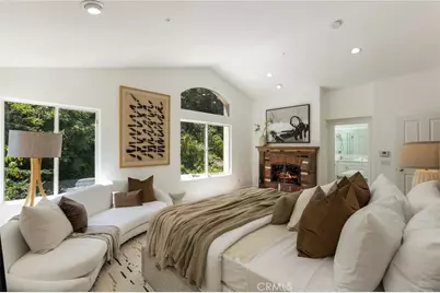 5985 Vista De La Luz, Woodland Hills, CA 91367 - Photo 20