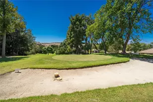 19921 Ave Of The Oaks, Newhall, CA 91321 - Photo 34