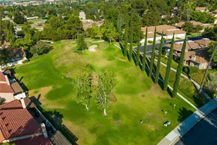 19921 Ave Of The Oaks, Newhall, CA 91321 - Photo 32