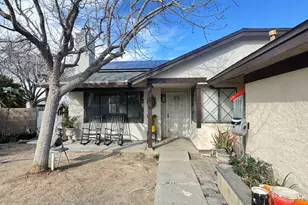 2725 Jojoba Terrace, Palmdale, CA 93550 - Photo 2