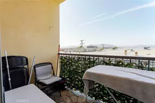 626 E Orange Grove Ave, Burbank, CA 91501 - Photo 28