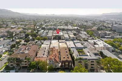 626 E Orange Grove Avenue #204, Burbank, CA 91501 - Photo 32