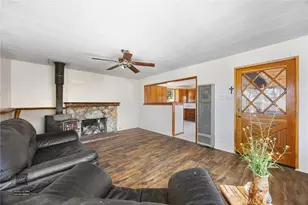 209 E End, Frazier Park, CA 93225 - Photo 6