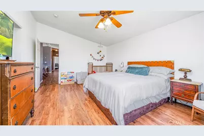 7843 W Avenue F, Lancaster, CA 93536 - Photo 18