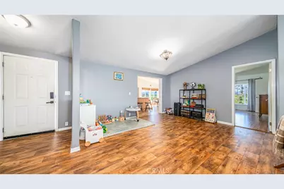 7843 W Avenue F, Lancaster, CA 93536 - Photo 16