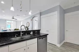 24507 Town Center, Valencia, CA 91355 - Photo 6