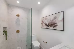 158 S Formosa Ave, Los Angeles, CA 90036 - Photo 28