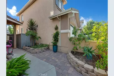 27626 Iris Place, Castaic, CA 91384 - Photo 48