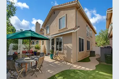 27626 Iris Place, Castaic, CA 91384 - Photo 12