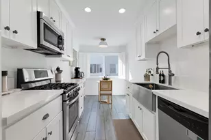 11806 Moorpark, Studio City, CA 91604 - Photo 12