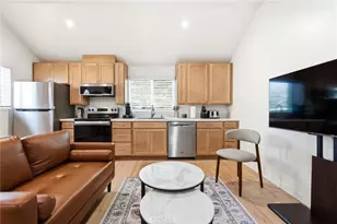 7321 Kelvin Ave, Winnetka, CA 91306 - Photo 2