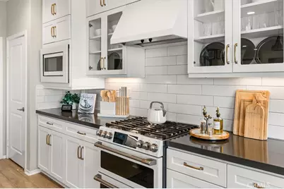 18262 Astro Court, Saugus, CA 91350 - Photo 12