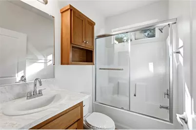 7317 Kelvin Avenue, Winnetka, CA 91306 - Photo 14