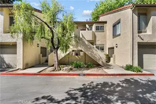 3264 Darby, Simi Valley, CA 93063 - Photo 2