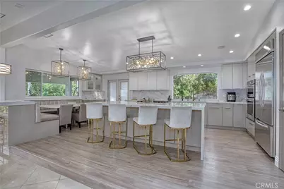 4760 Corbin Avenue, Tarzana, CA 91356 - Photo 8