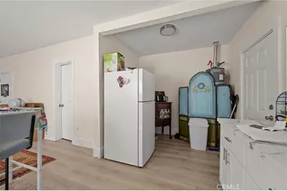 1758 S New England Street, Los Angeles, CA 90006 - Photo 8