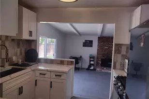 5746 Zelzah Ave, Encino, CA 91316 - Photo 8