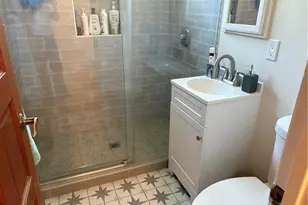 5746 Zelzah Ave, Encino, CA 91316 - Photo 18