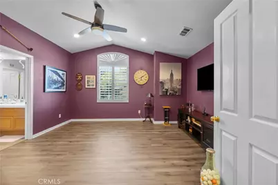 21736 Redwood Canyon, Saugus, CA 91390 - Photo 22