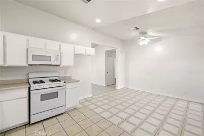 2906 Casamia, Palmdale, CA 93550 - Photo 14