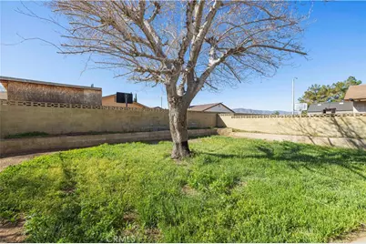 2906 Casamia, Palmdale, CA 93550 - Photo 40