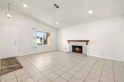 2906 Casamia, Palmdale, CA 93550 - Photo 6