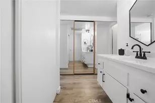 23515 Lyons, Valencia, CA 91355 - Photo 8