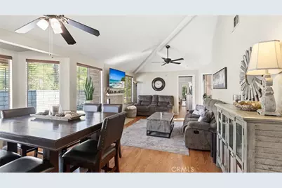 22921 Banyan #265, Saugus, CA 91390 - Photo 2