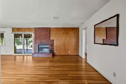 17917 Chase, Northridge, CA 91325 - Photo 8