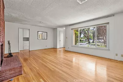 17917 Chase, Northridge, CA 91325 - Photo 2