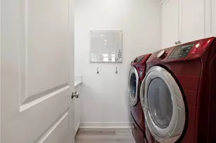 27013 Hummingbird Ln, Valencia, CA 91381 - Photo 6