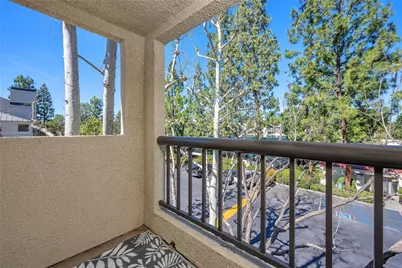 5525 Canoga Avenue #231, Woodland Hills, CA 91367 - Photo 14